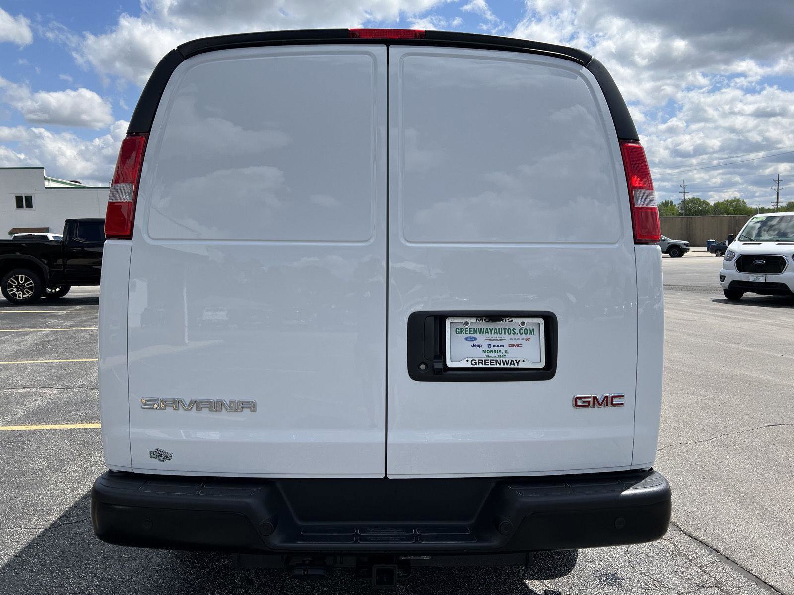 New 2026 GMC Savana 2500 Extended RWD image 5