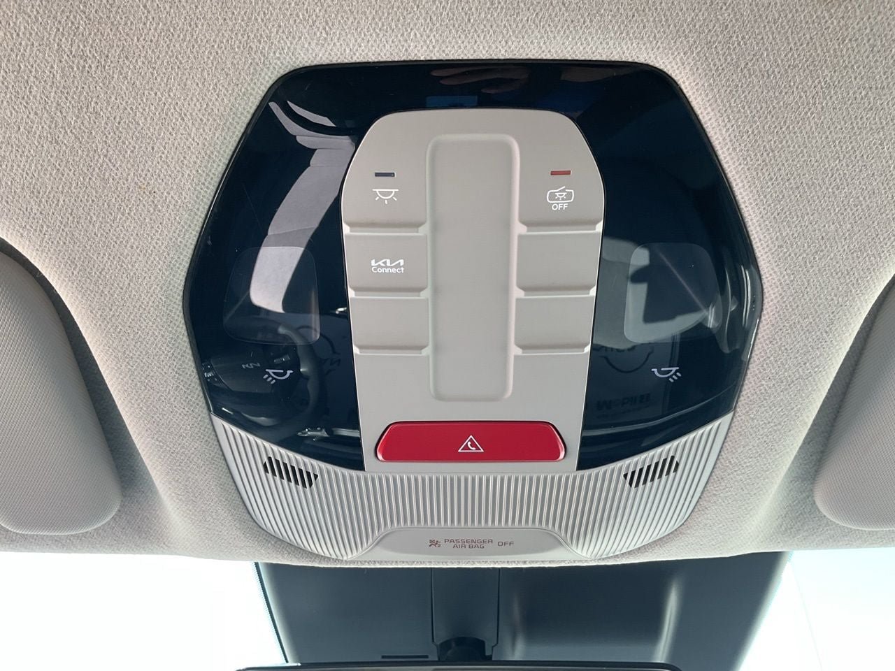 Used 2025 Kia K4 FWD image 18
