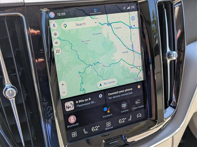 Used 2023 Volvo XC60 B5 Core image 13