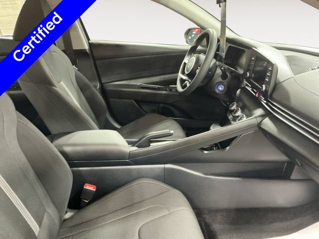 Certified 2024 Hyundai Elantra SE FWD image 16