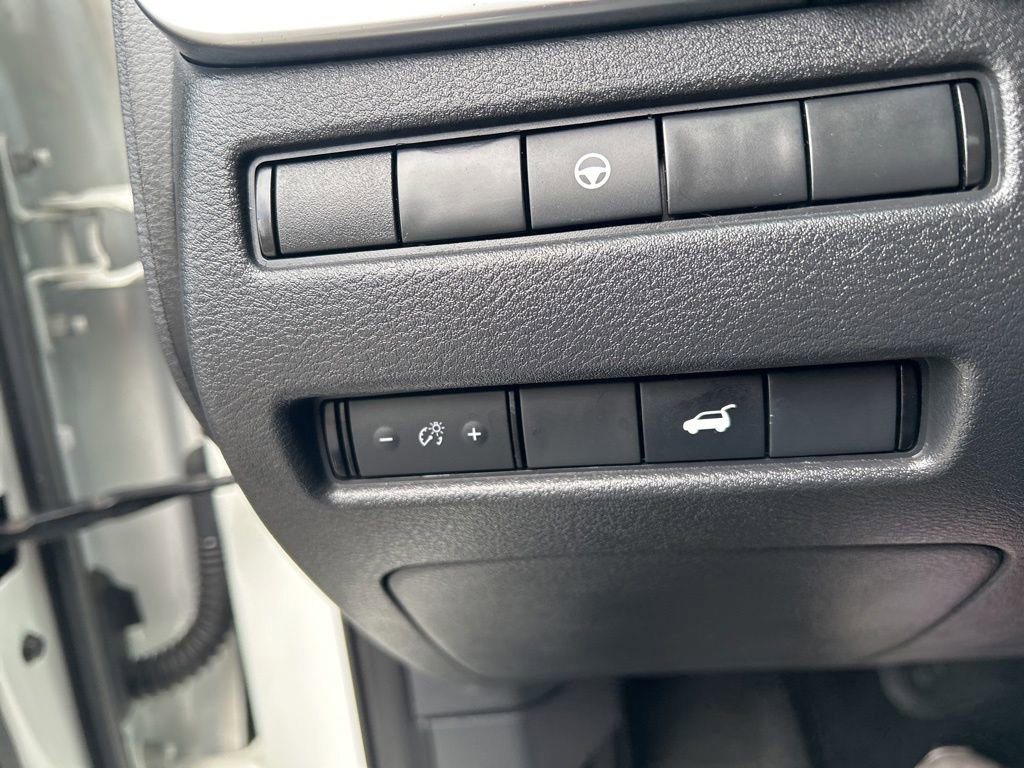 Certified 2023 Nissan Rogue SV w/ SV Premium Package image 19