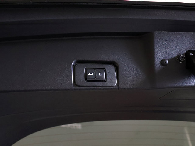 Used 2023 Nissan Rogue SV w/ SV Premium B Package FWD image 28