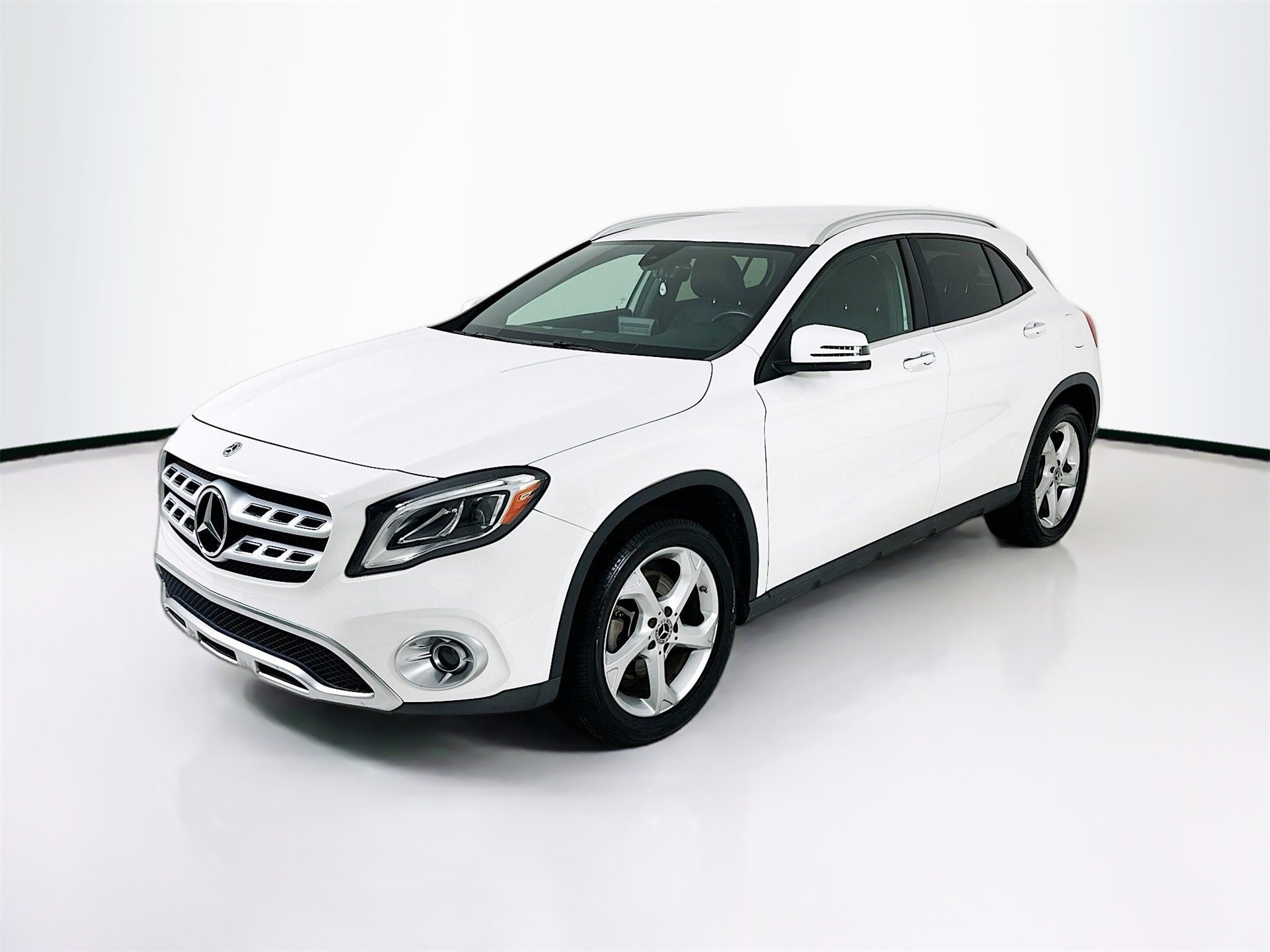 Used 2020 Mercedes-Benz GLA 250 4MATIC image 3