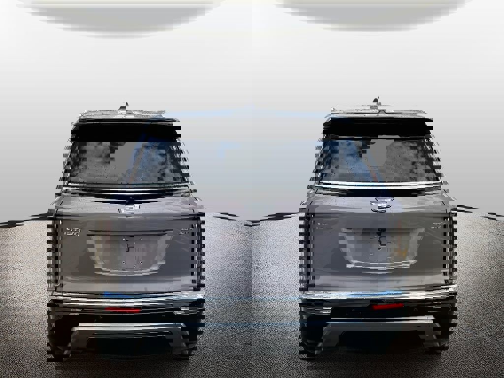 New 2026 Cadillac Vistiq Luxury w/ LPO, Floor Liner Package image 3