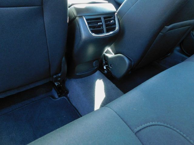 Used 2025 Chevrolet Malibu LT FWD image 21