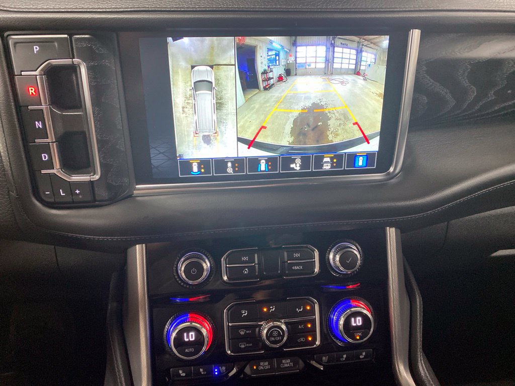 Certified 2022 GMC Yukon XL Denali AWD/4WD image 13