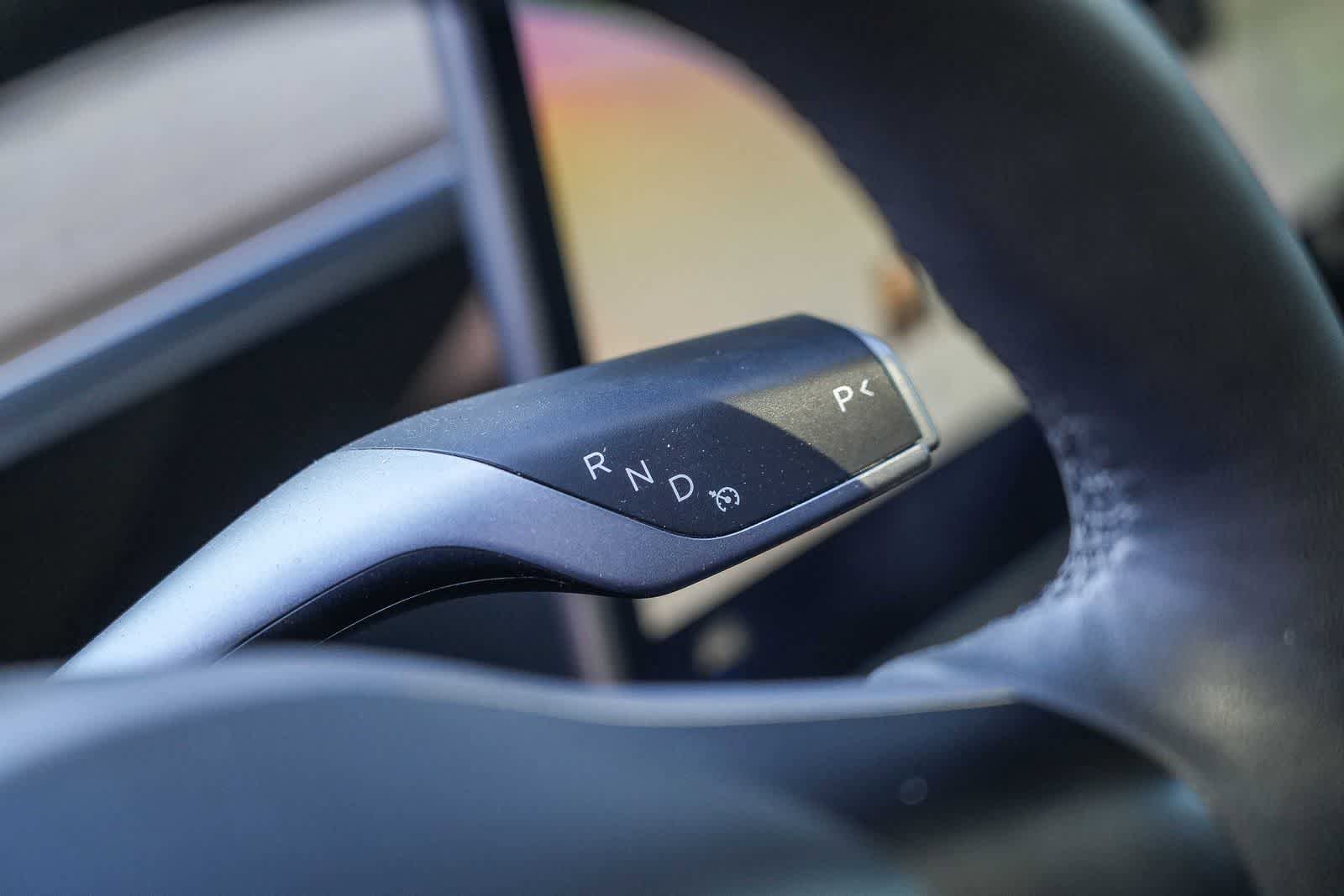 Used 2023 Tesla Model Y 2WD image 19