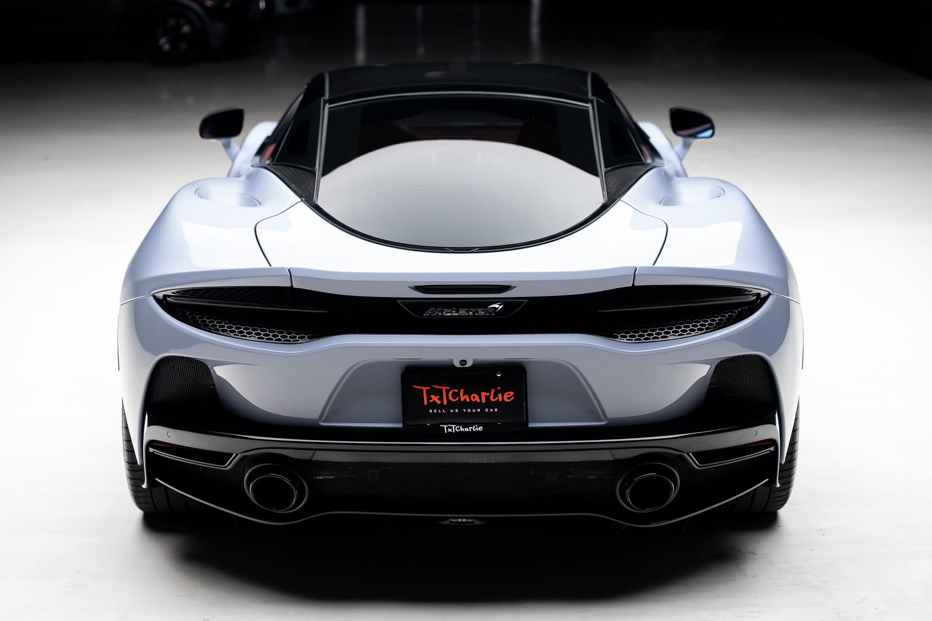 Used 2023 McLaren GT RWD image 24