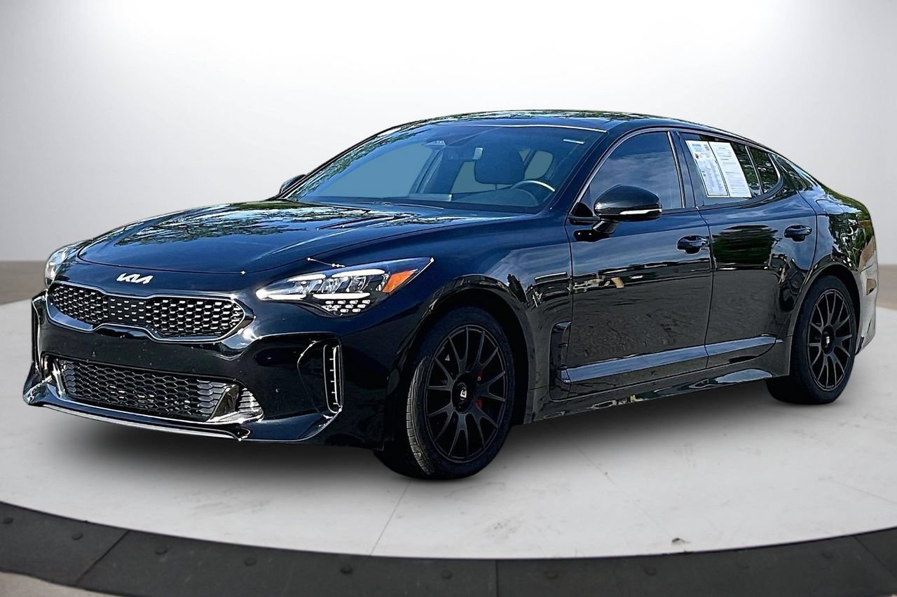 Used 2023 Kia Stinger GT-Line w/ Sun & Sound Package RWD image 4