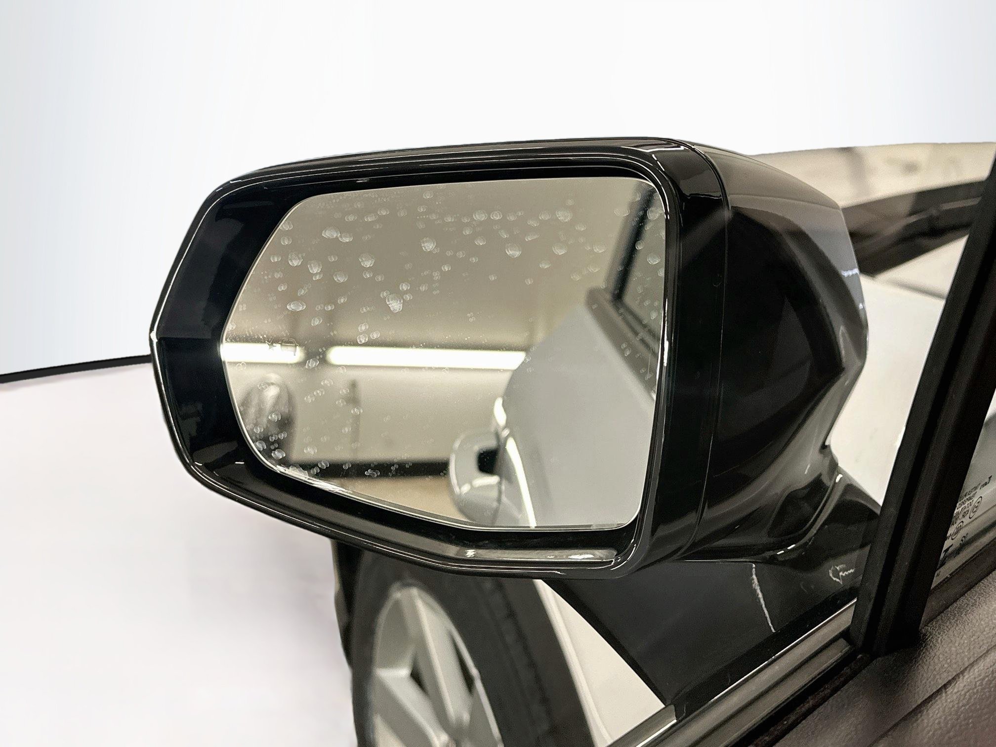 Used 2025 Honda Prologue EX image 16