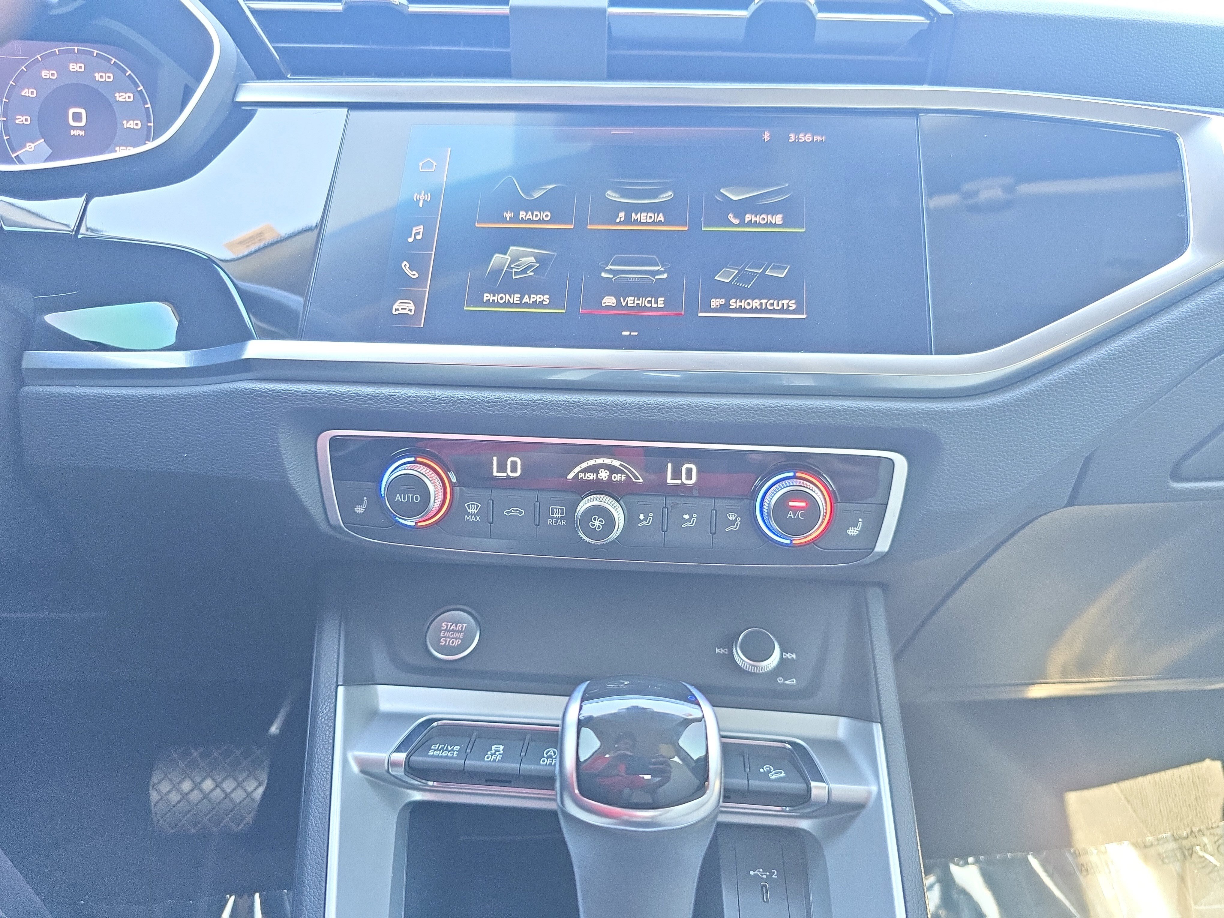 Used 2020 Audi Q3 2.0T Premium AWD/4WD image 18