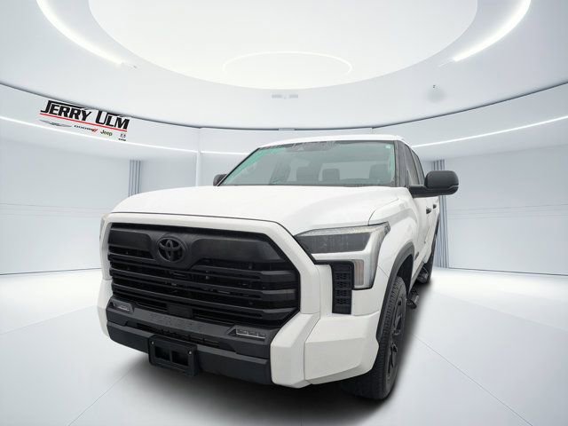 Used 2022 Toyota Tundra SR5 AWD/4WD image 6