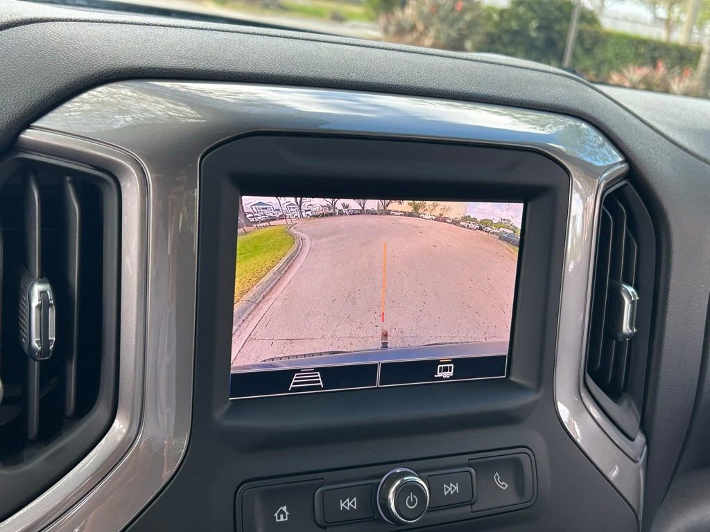 Used 2024 Chevrolet Silverado 1500 Custom image 23