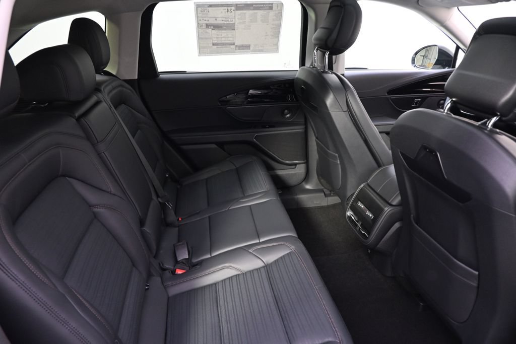 New 2026 Lincoln Nautilus Reserve w/ Jet Appearance Package AWD/4WD image 18