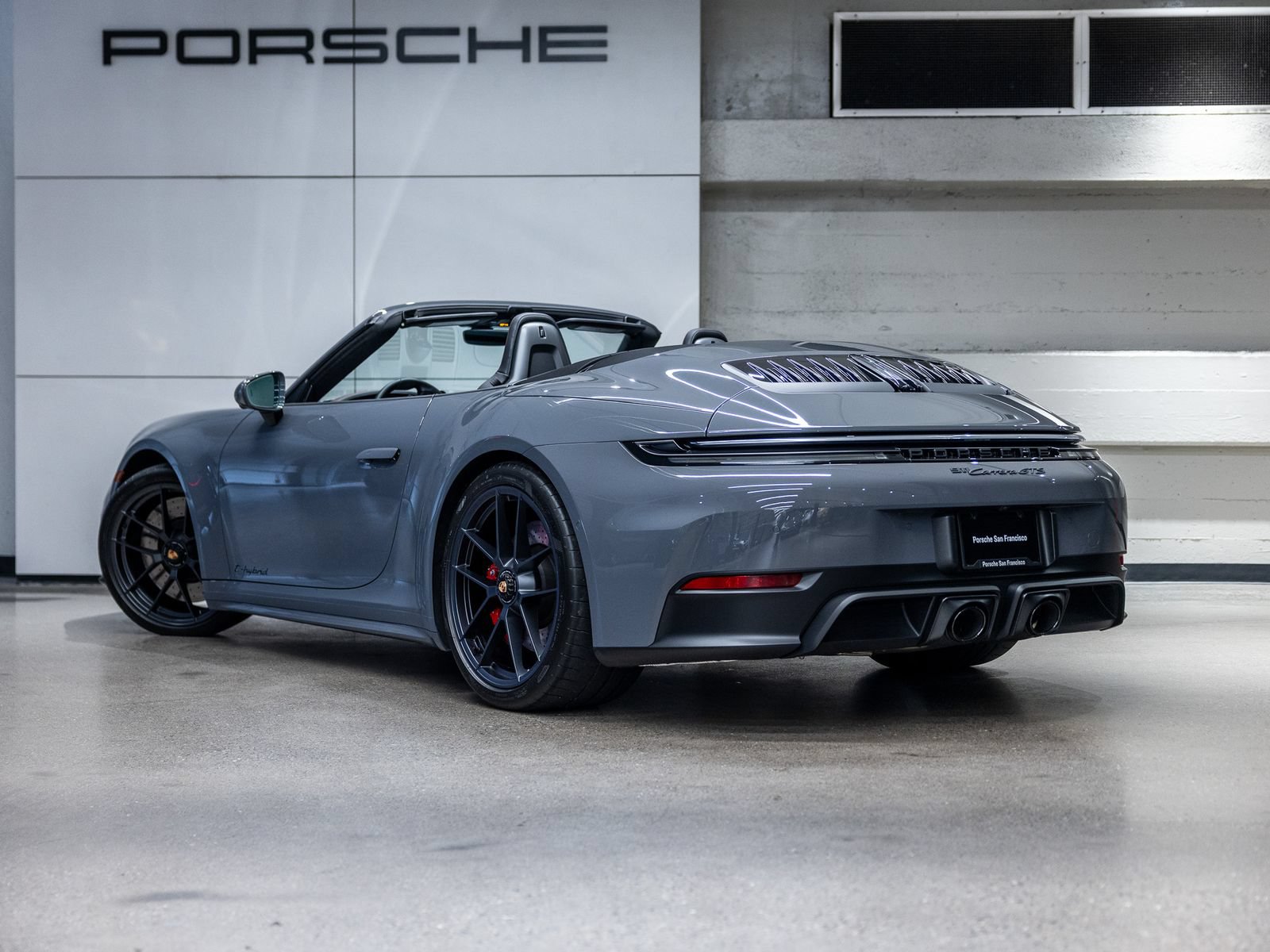 Certified 2026 Porsche 911 Carrera GTS RWD image 3