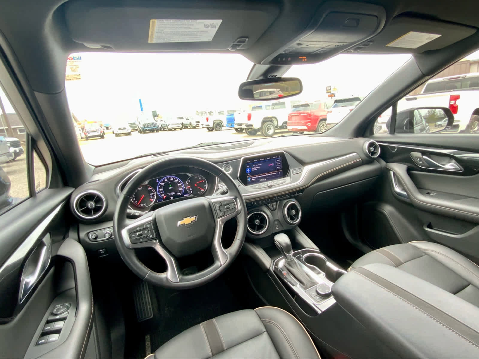 Used 2022 Chevrolet Blazer Premier image 32