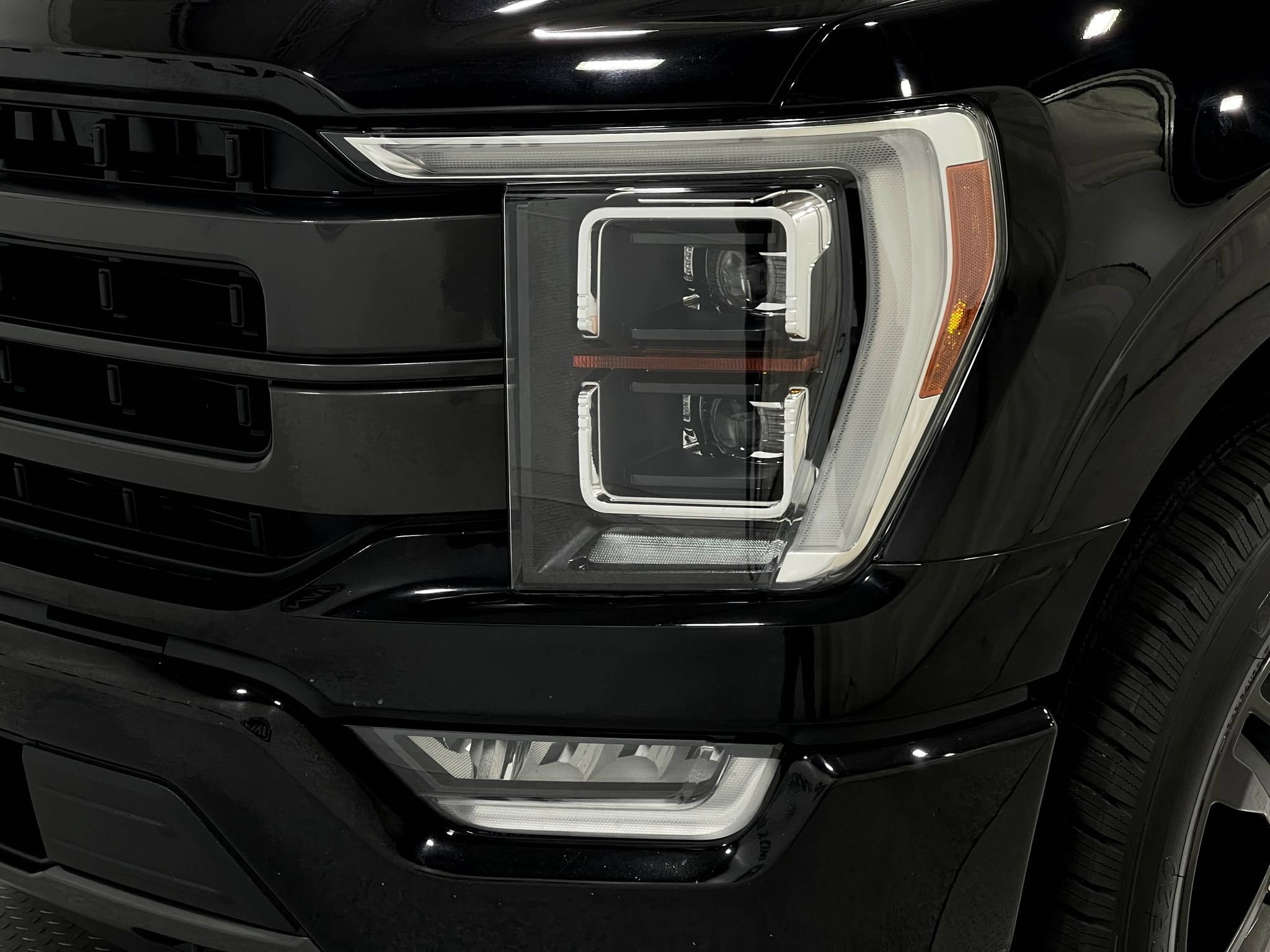 Used 2021 Ford F150 Lariat w/ Equipment Group 502A High AWD/4WD image 32