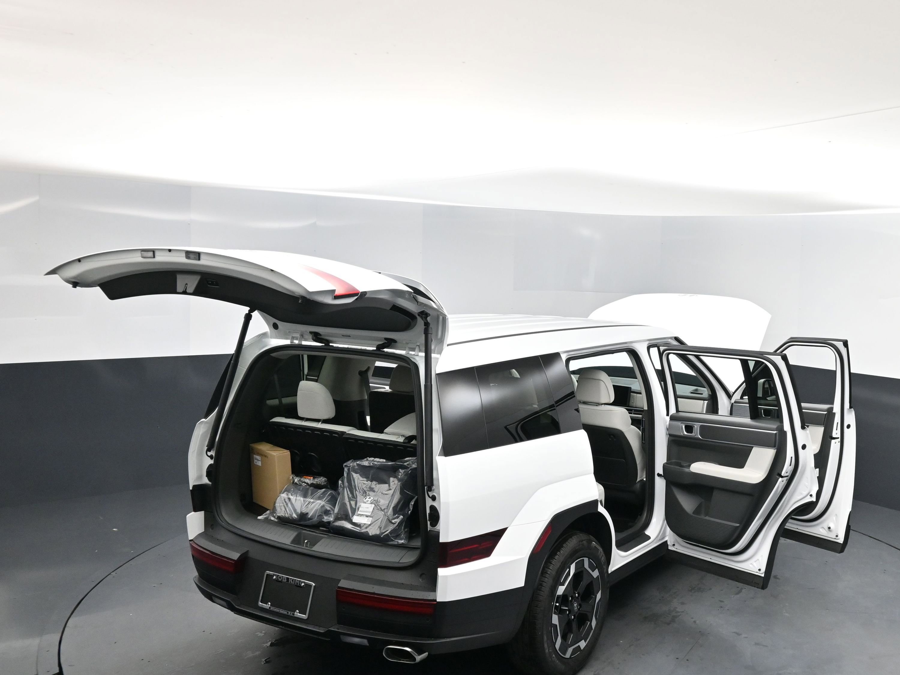 New 2026 Hyundai Santa Fe SE image 17