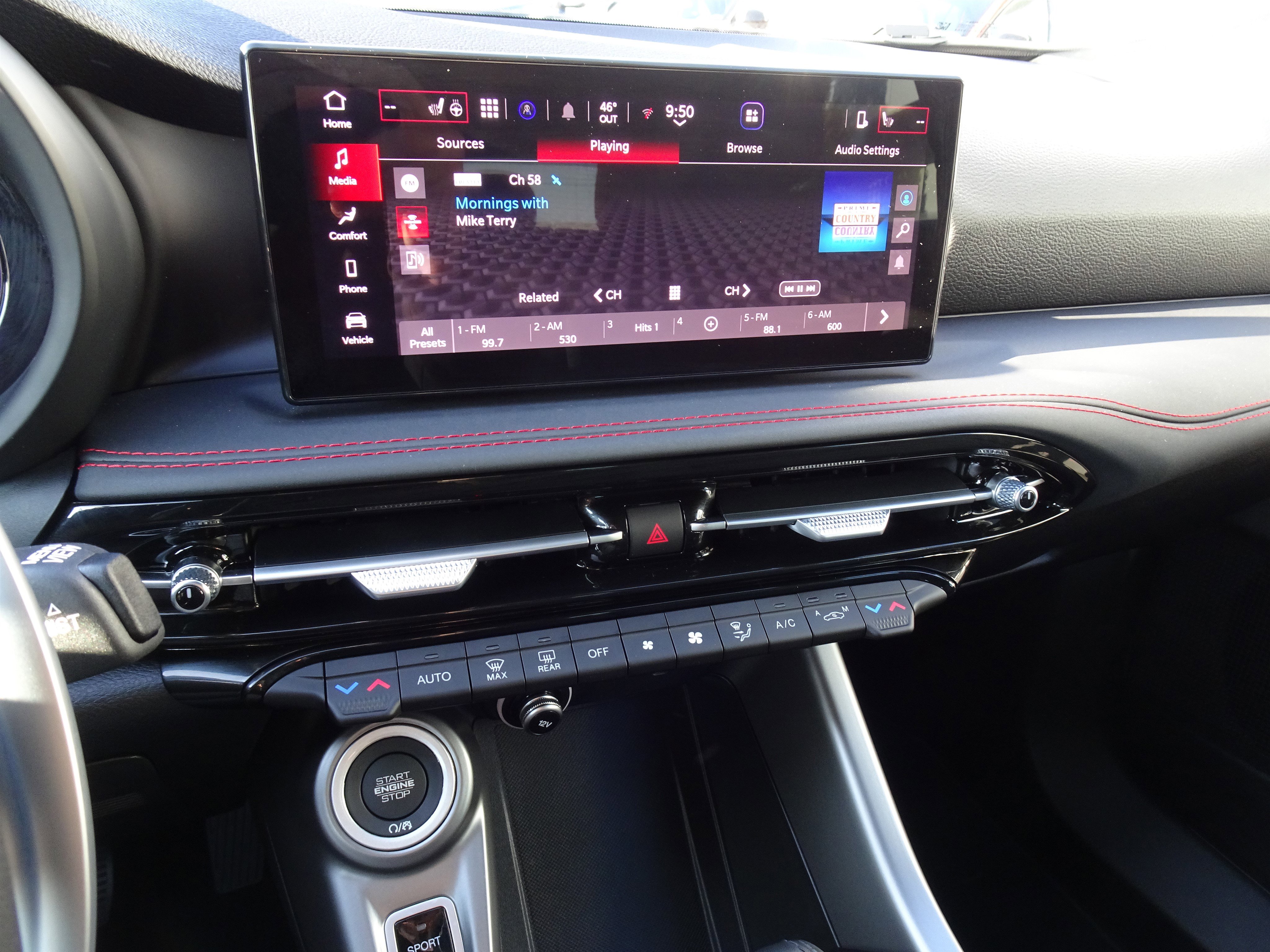 Used 2024 Dodge Hornet R/T w/ R/T Blacktop Package image 17