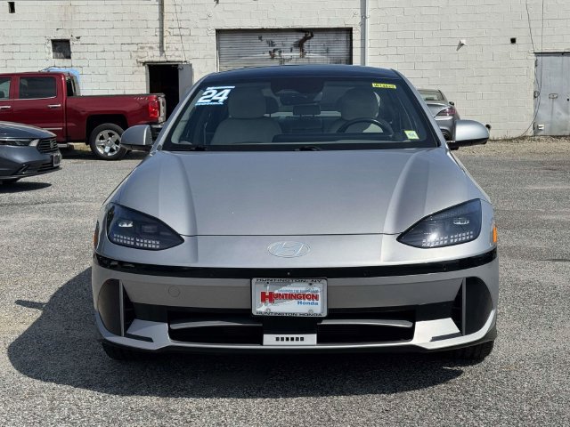 Used 2024 Hyundai Ioniq 6 Limited AWD/4WD image 2
