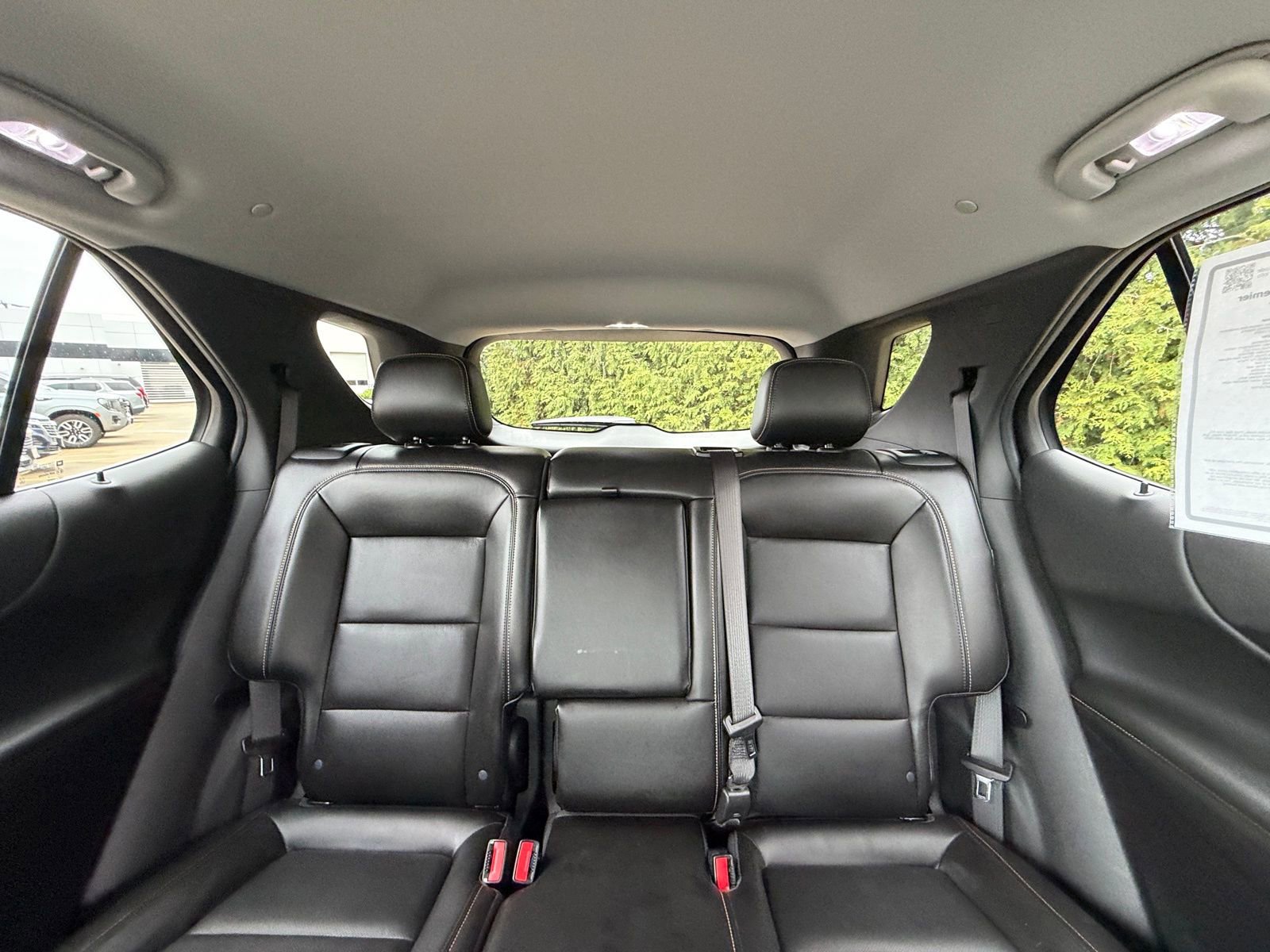 Used 2021 Chevrolet Equinox Premier image 3