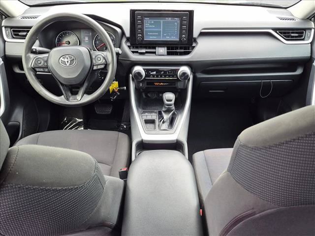 Used 2019 Toyota RAV4 LE FWD image 16