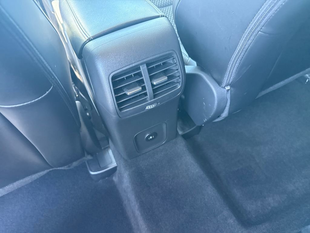 Used 2025 Ford Escape SE FWD image 27