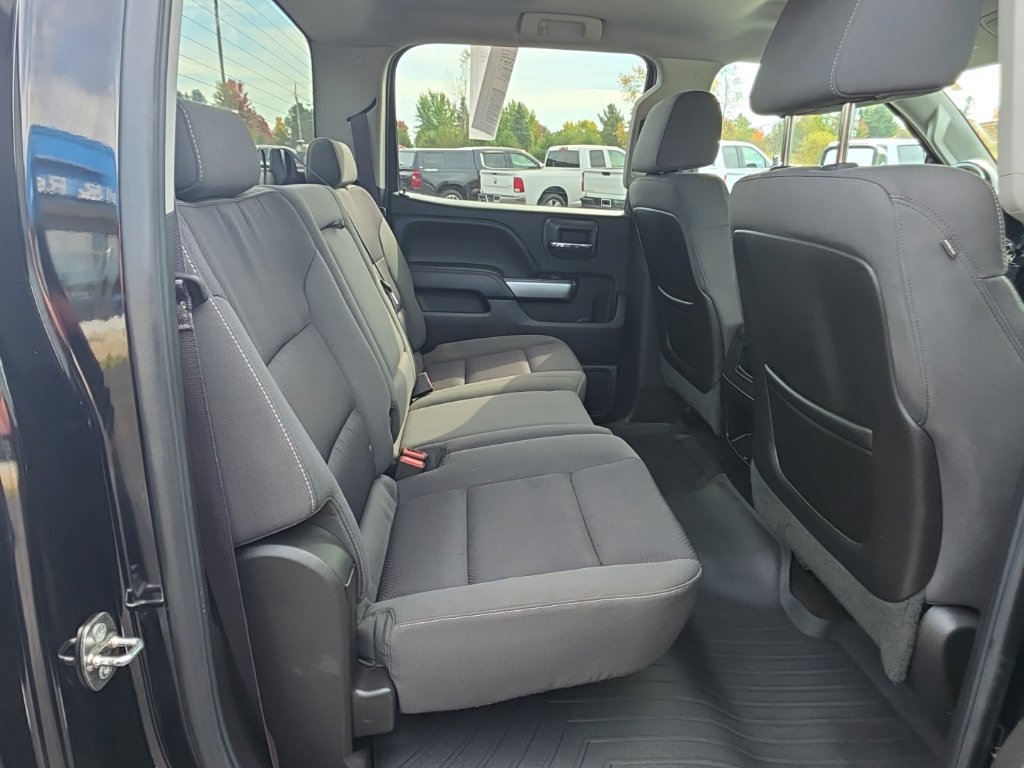 Used 2015 Chevrolet Silverado 2500 LT w/ LT Convenience Package AWD/4WD image 28