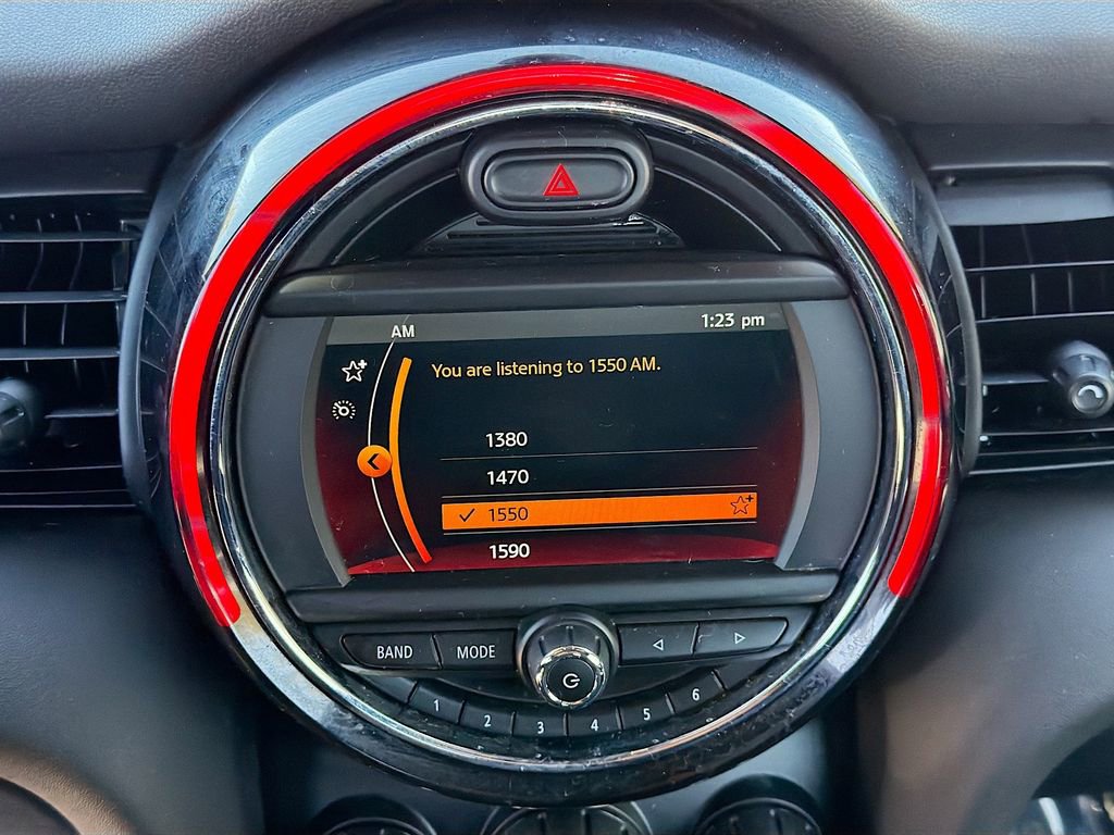 Used 2019 MINI Cooper Convertible w/ Signature Upholstery Package image 28