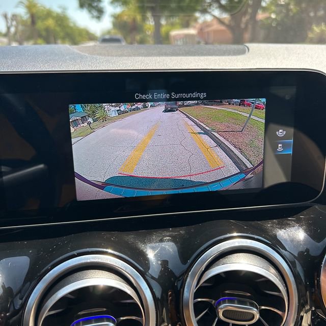 Used 2021 Mercedes-Benz GLA 250 w/ Premium Package image 18