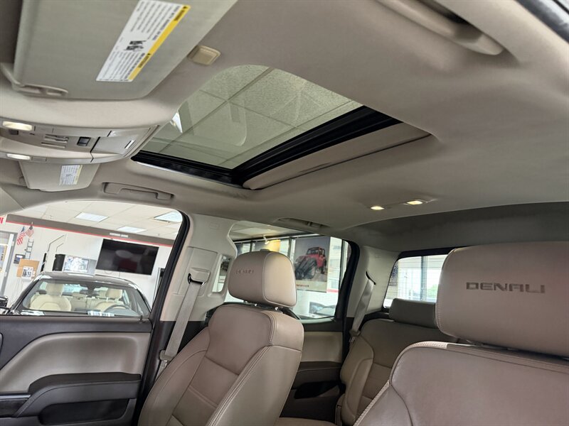 Used 2016 GMC Sierra 1500 Denali w/ Enhanced Driver Alert Package AWD/4WD image 19