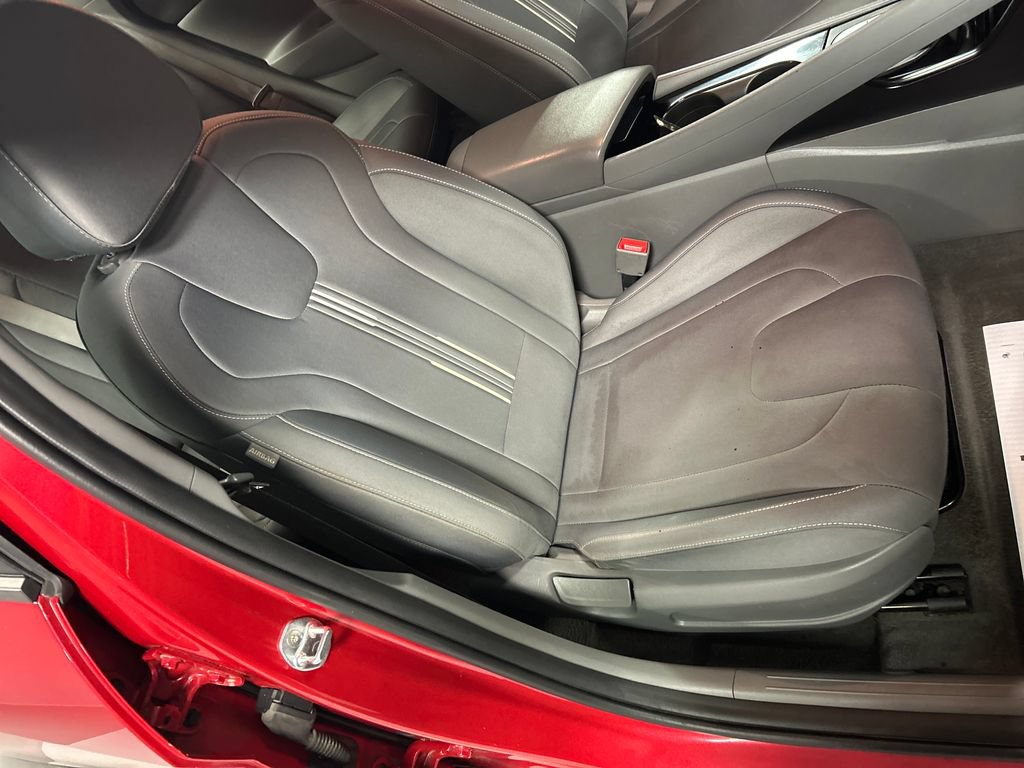 Used 2022 Hyundai Elantra SEL w/ Convenience Package FWD image 23