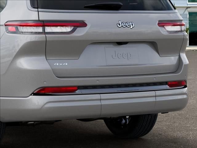 New 2026 Jeep Grand Cherokee L Limited AWD/4WD image 13