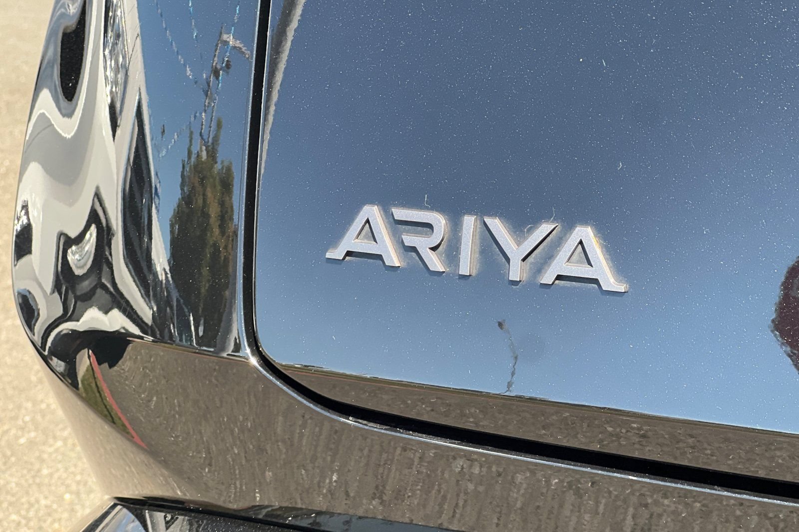Certified 2023 Nissan Ariya FWD image 34