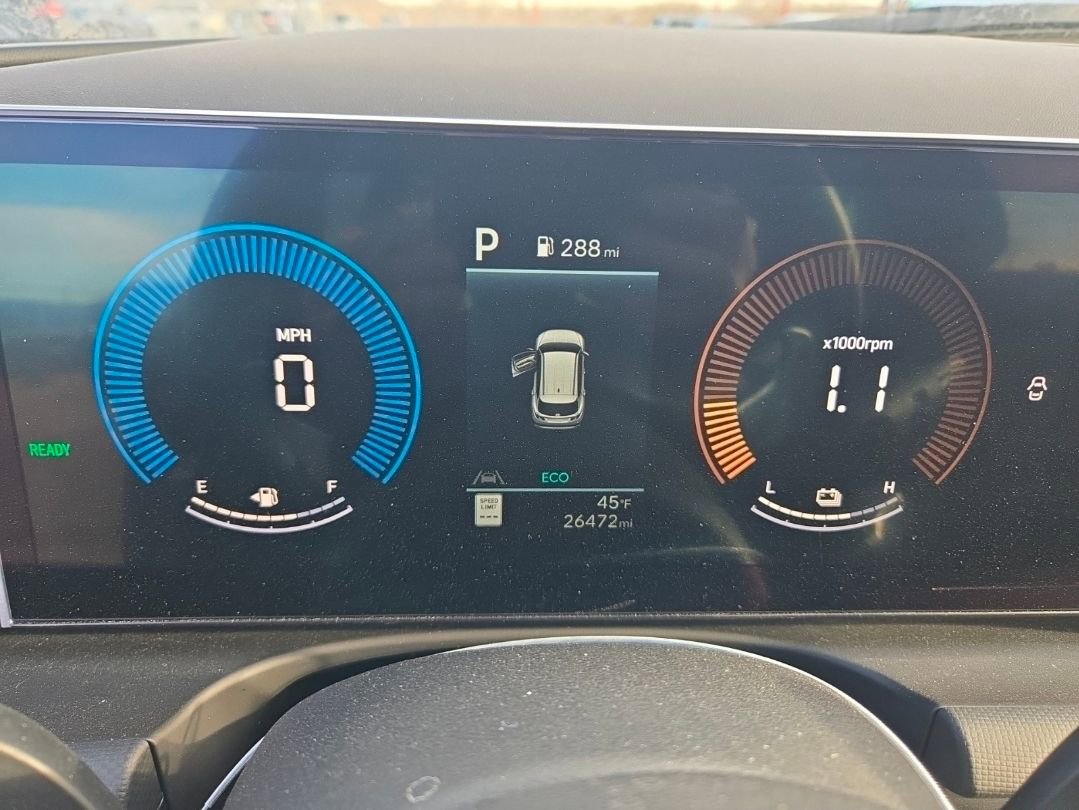 Used 2025 Hyundai Tucson Blue image 8