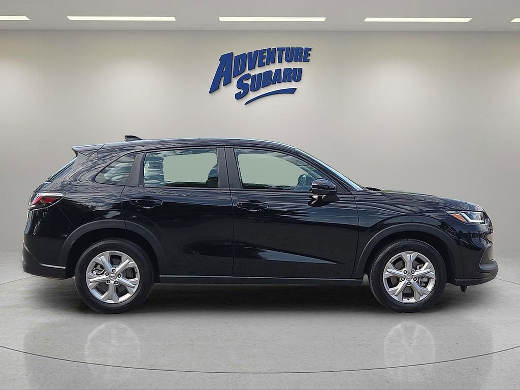 Used 2023 Honda HR-V LX image 7