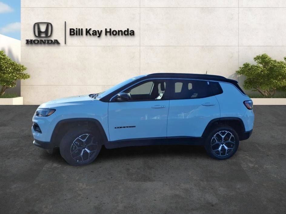Used 2026 Jeep Compass Limited AWD/4WD image 6