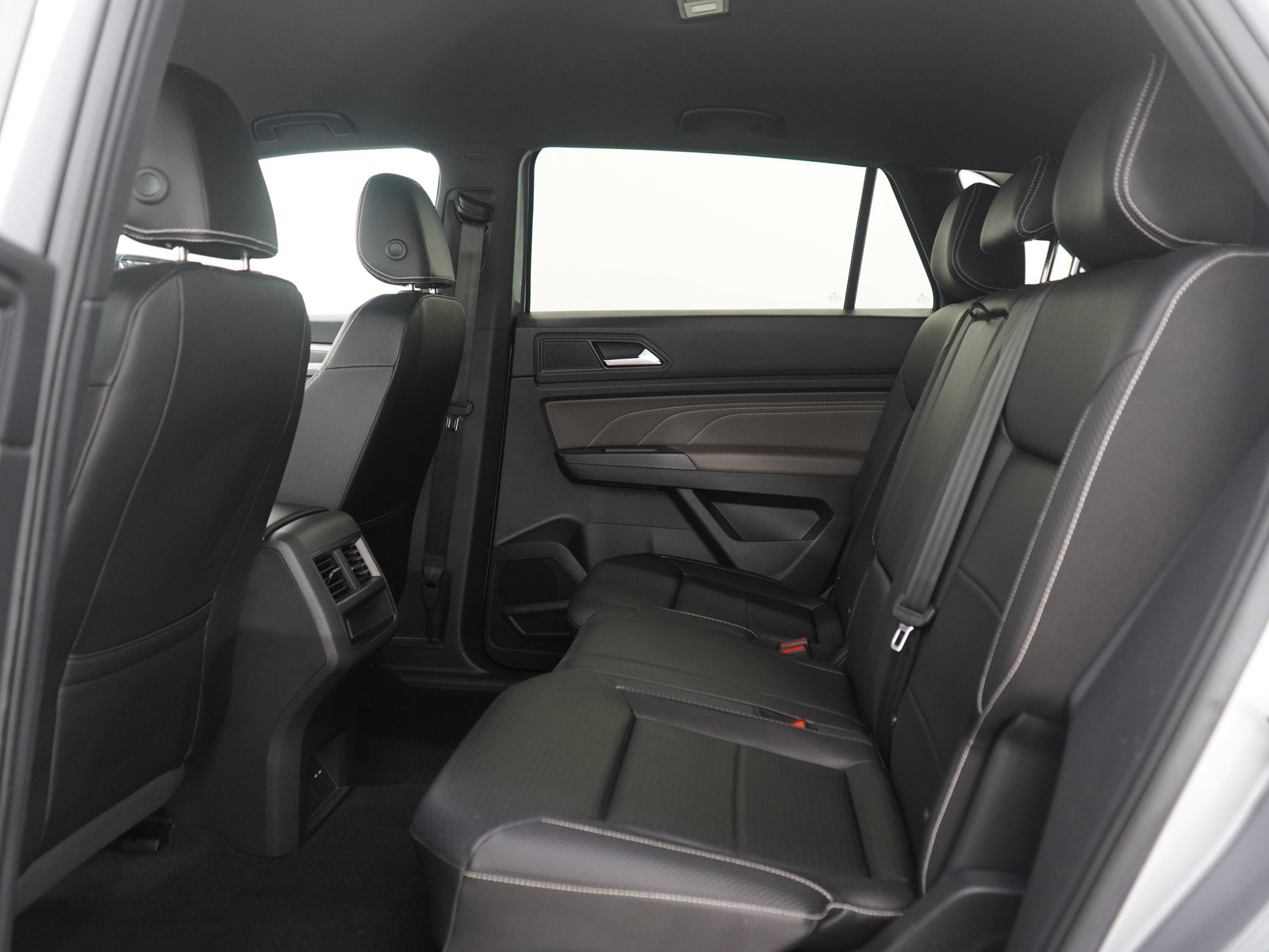 Used 2023 Volkswagen Atlas Cross Sport SE image 21