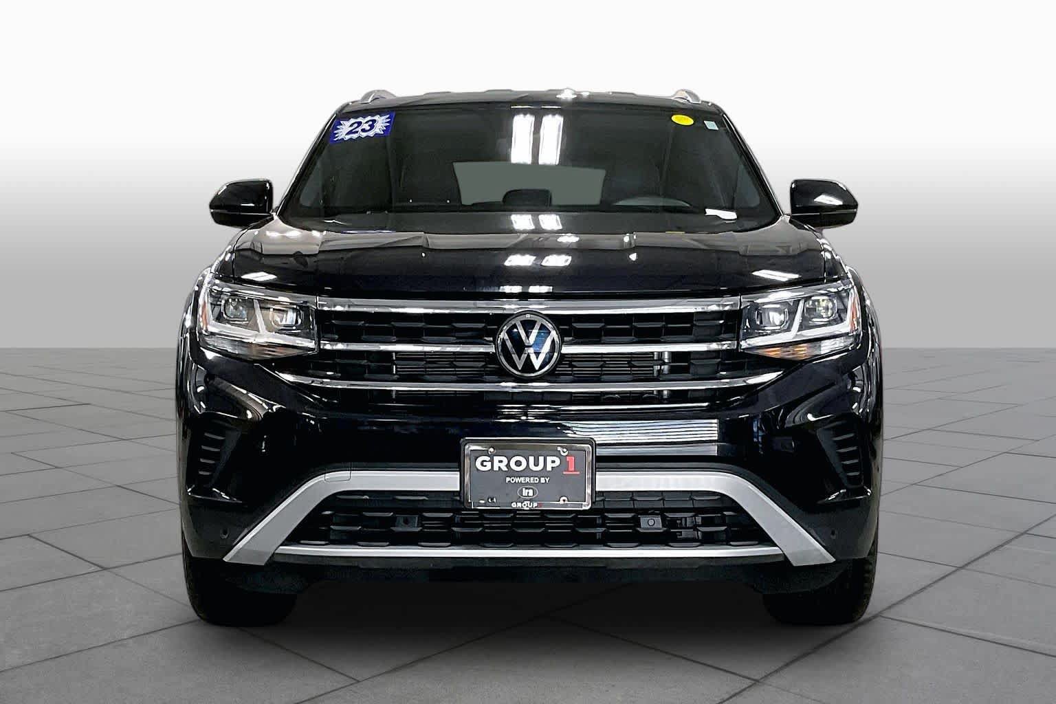 Used 2023 Volkswagen Atlas Cross Sport SE AWD/4WD image 4