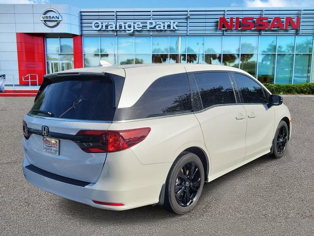 Used 2024 Honda Odyssey Sport image 2
