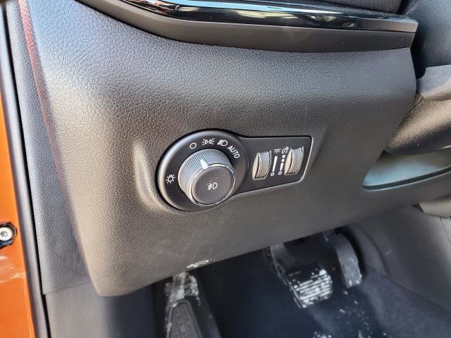 Used 2026 Jeep Compass Latitude image 7