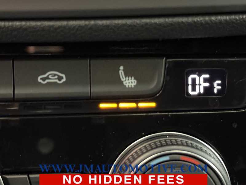 Used 2019 Volkswagen Jetta SEL image 41