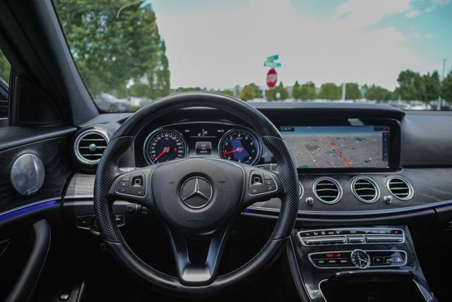 Used 2017 Mercedes-Benz E 300 image 17