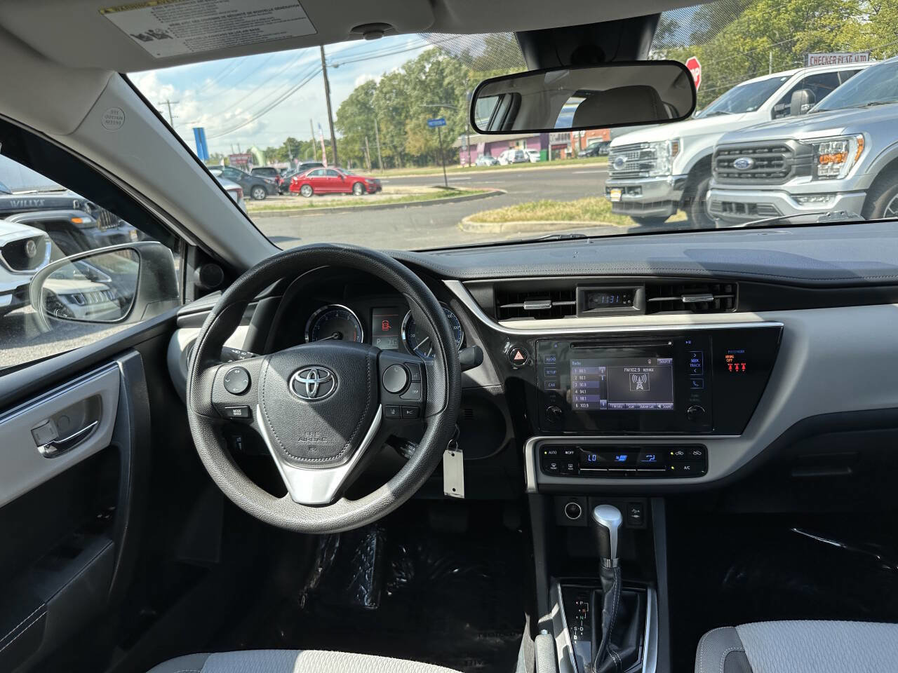 Used 2019 Toyota Corolla LE FWD image 20