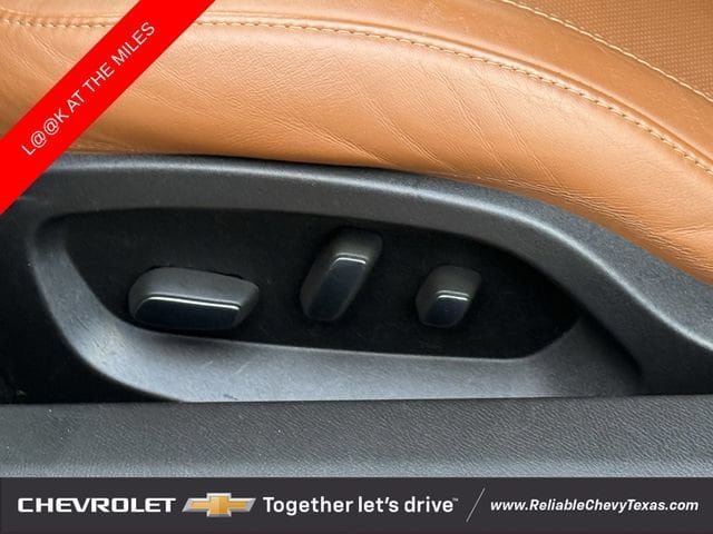 Used 2014 Chevrolet Corvette Stingray Coupe w/ 3LT Preferred Equipment Group RWD image 31