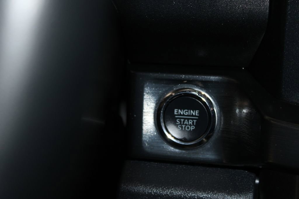 Used 2024 Ford F250 Lariat image 32