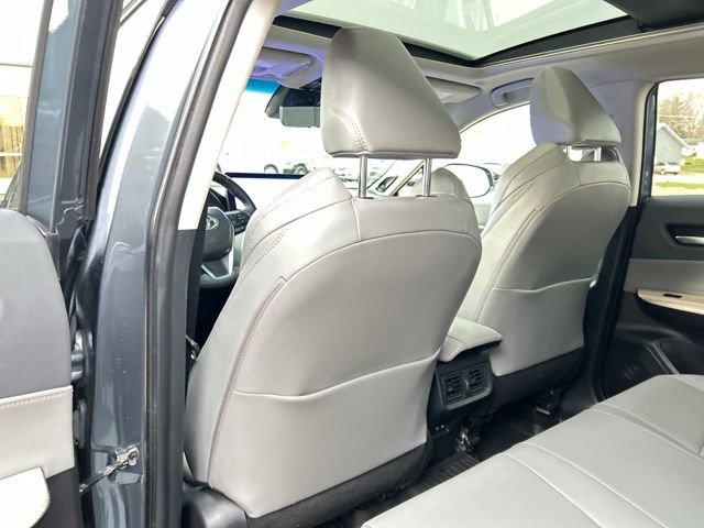 Used 2023 Toyota Venza Limited image 20