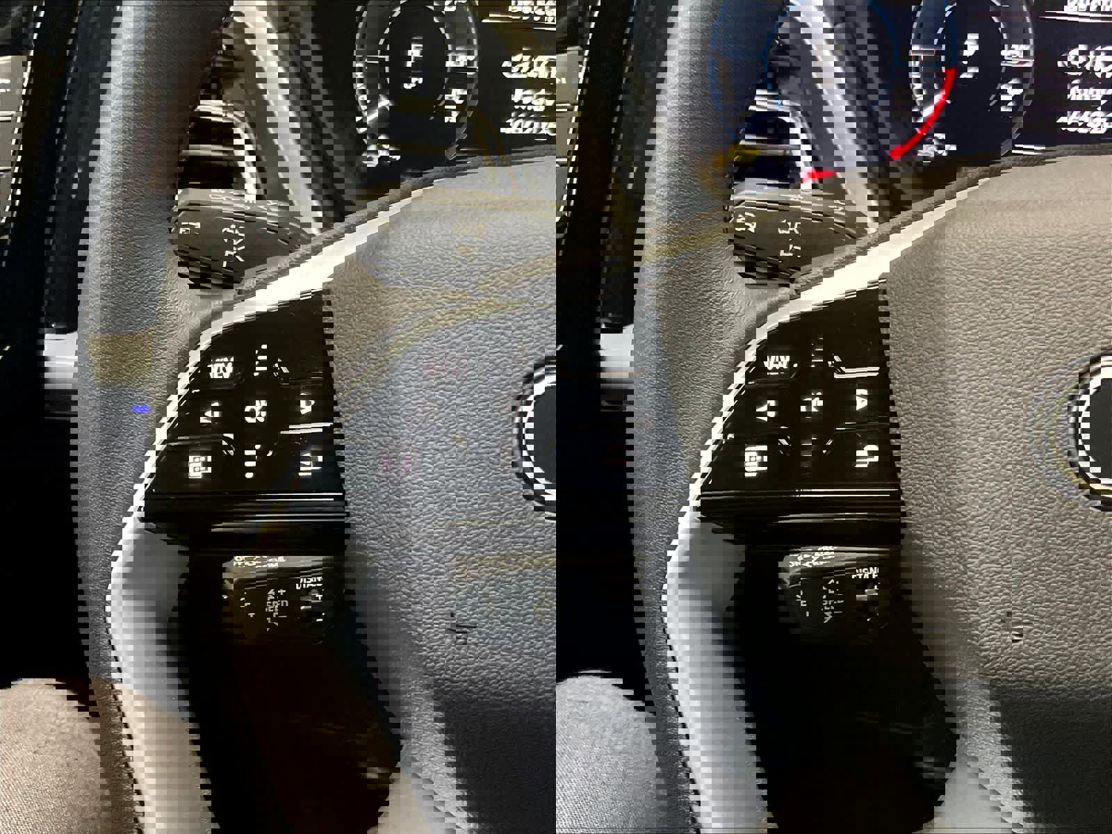 Used 2025 Audi Q4 e-tron Premium Plus w/ Premium Plus image 19