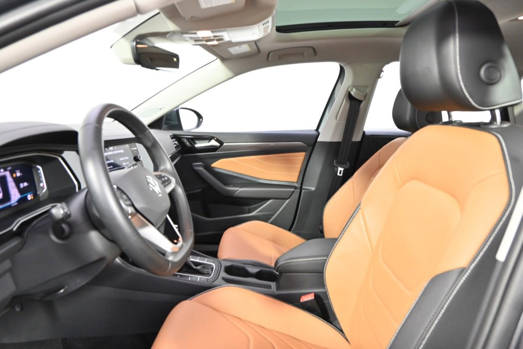 Used 2024 Volkswagen Jetta SEL image 13