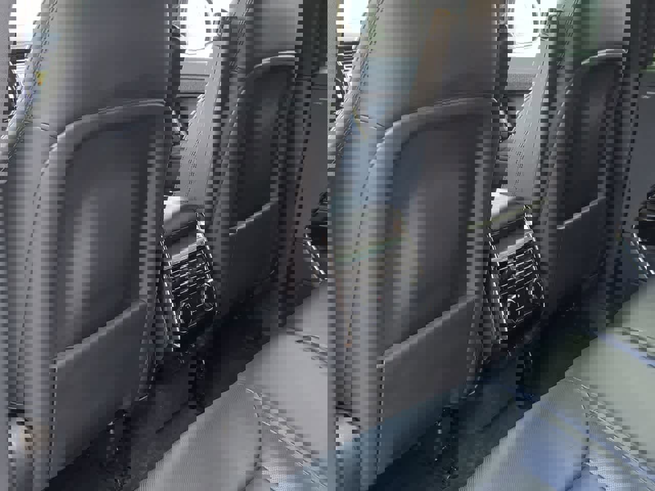 Used 2024 Land Rover Range Rover Sport Dynamic SE image 17